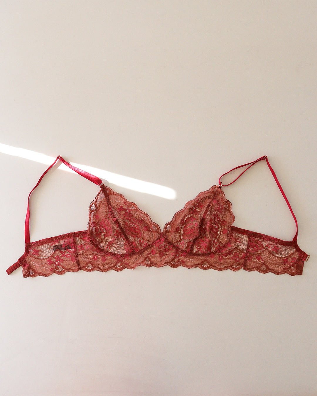 MUESTRA 32B - MATE BRALETTE
