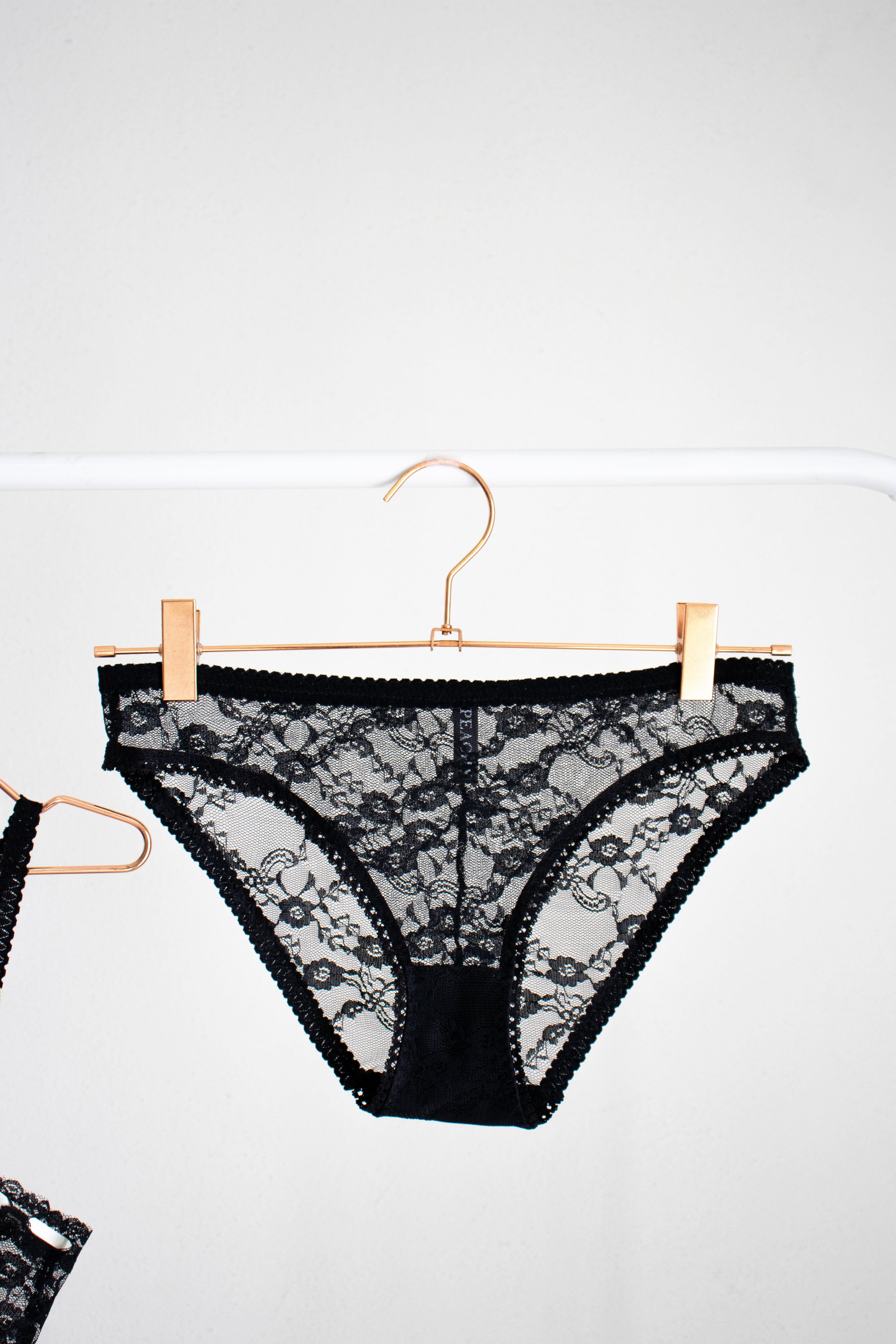 PANTY ENCAJE FLEUR NOIR