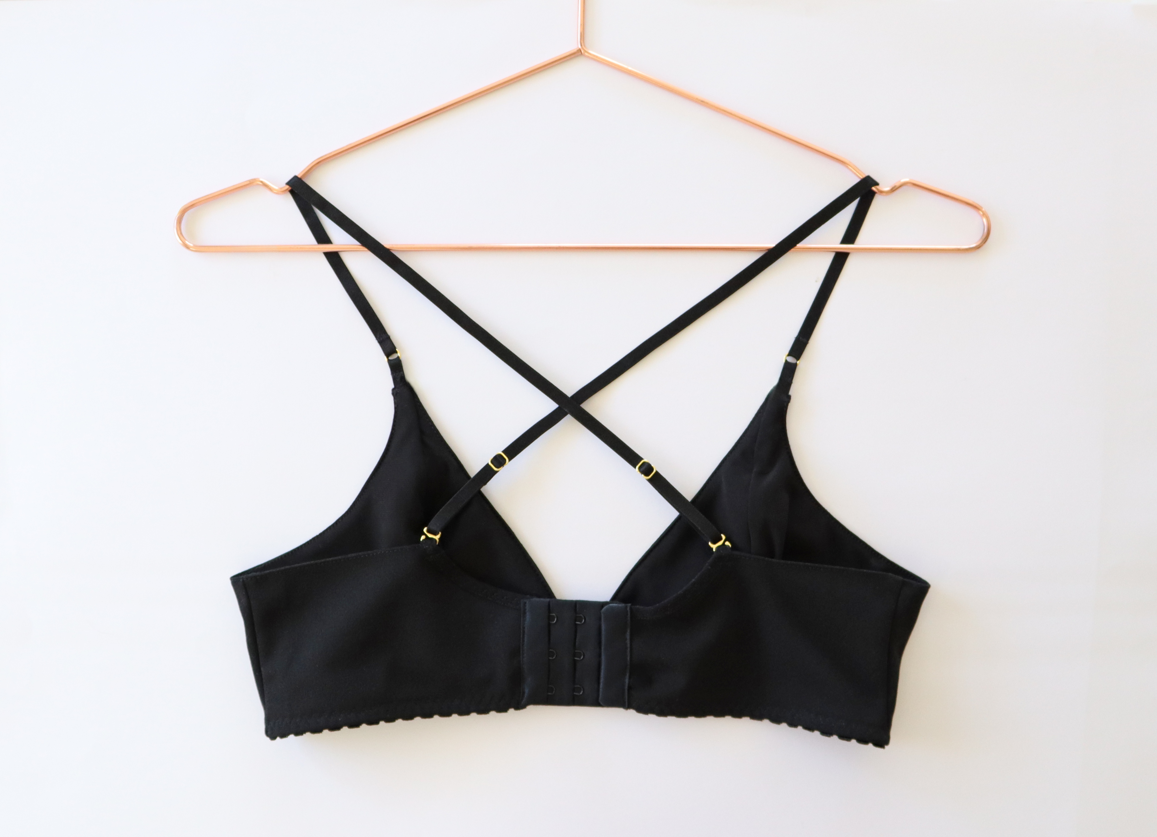 BRALETTE MUST HAVE