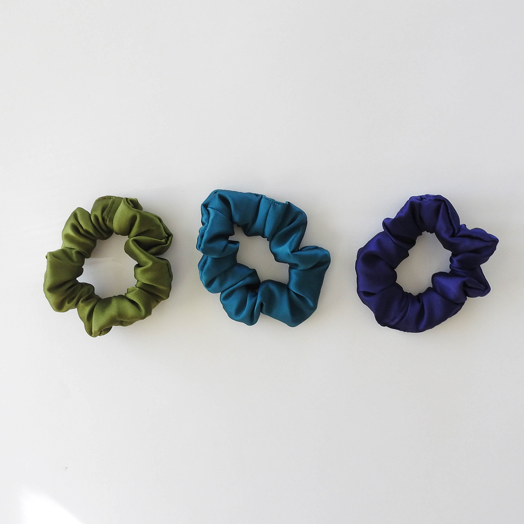 SILK SCRUNCHIE