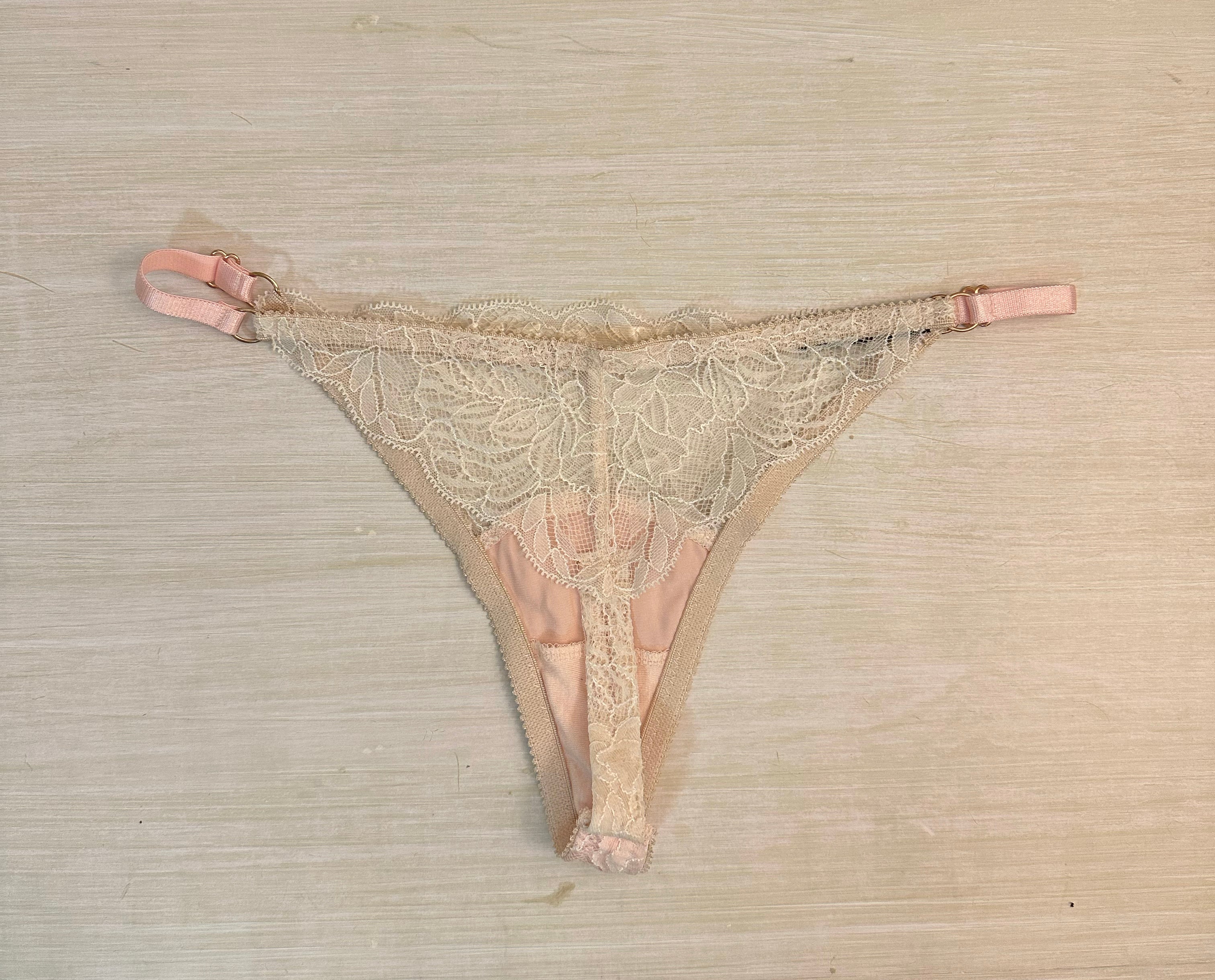 MUESTRA XS/S/M/L/XL - VERÓNICA THONG